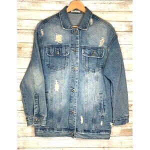 Vintage Women's Distressed Denim Jacket Medium‎ by Veveret